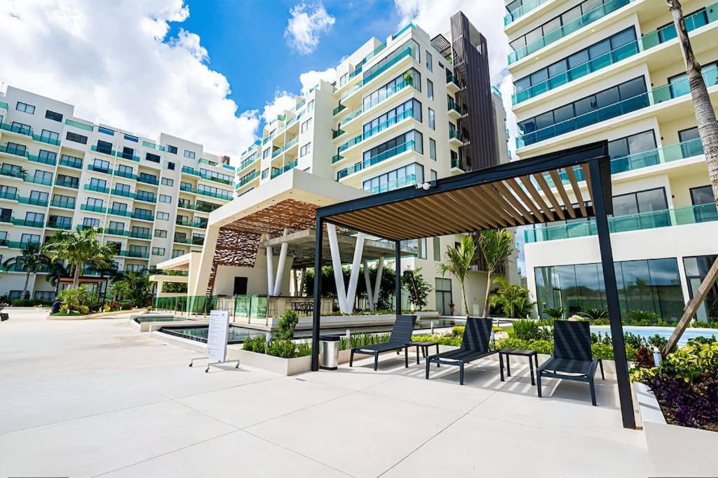 2 Rooms, Pools, Tennis, Spa, Gym, Petpark, Jacuzzi Apartamento *